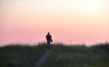 The Things We Carry Longbeach Wa